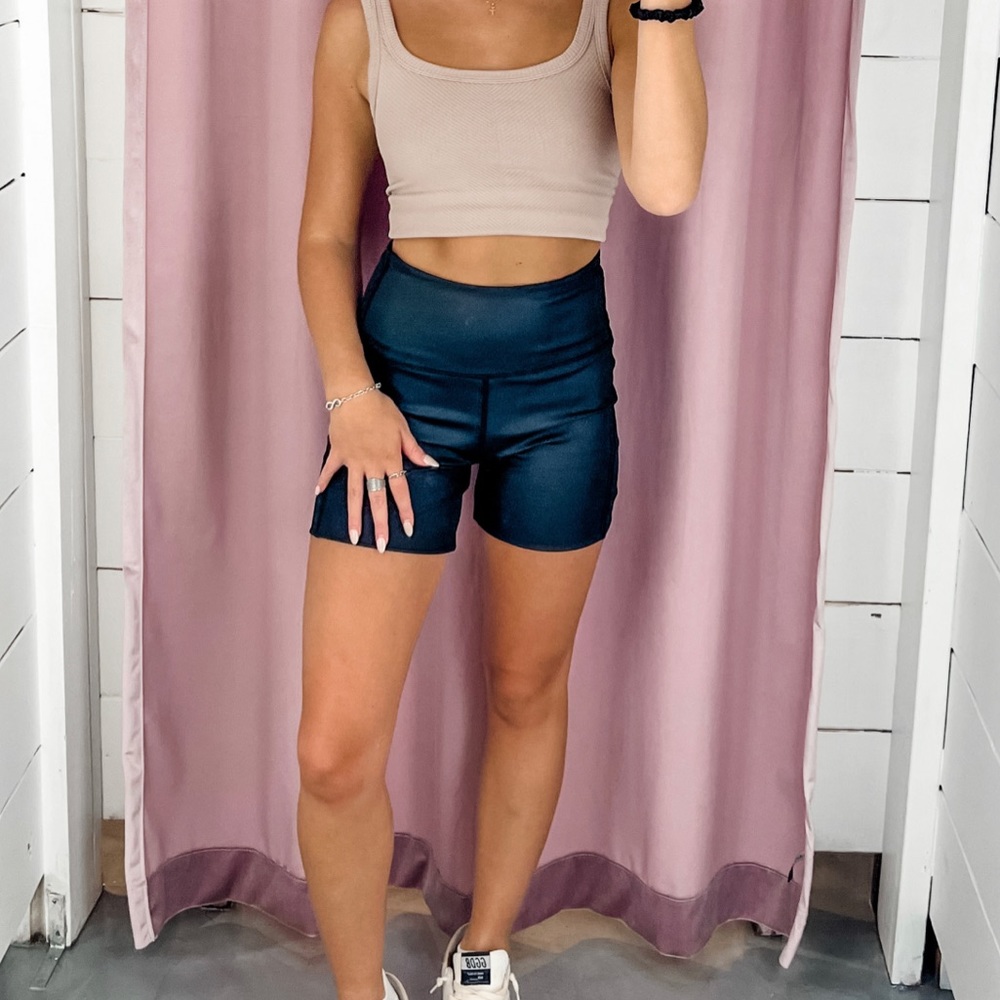 NWT Black Liquid Shine Biker Shorts LA Society Brand